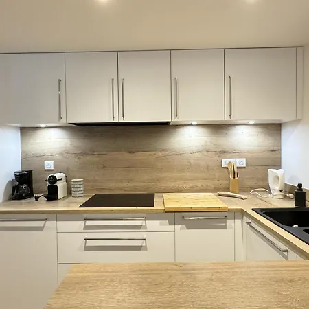 De Charme Pour 5p קאוטרט